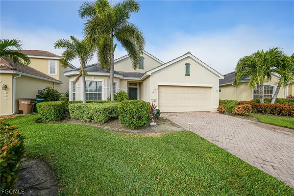 $2,600 | 2454 Blackburn Circle, Cape Coral, FL 33991
