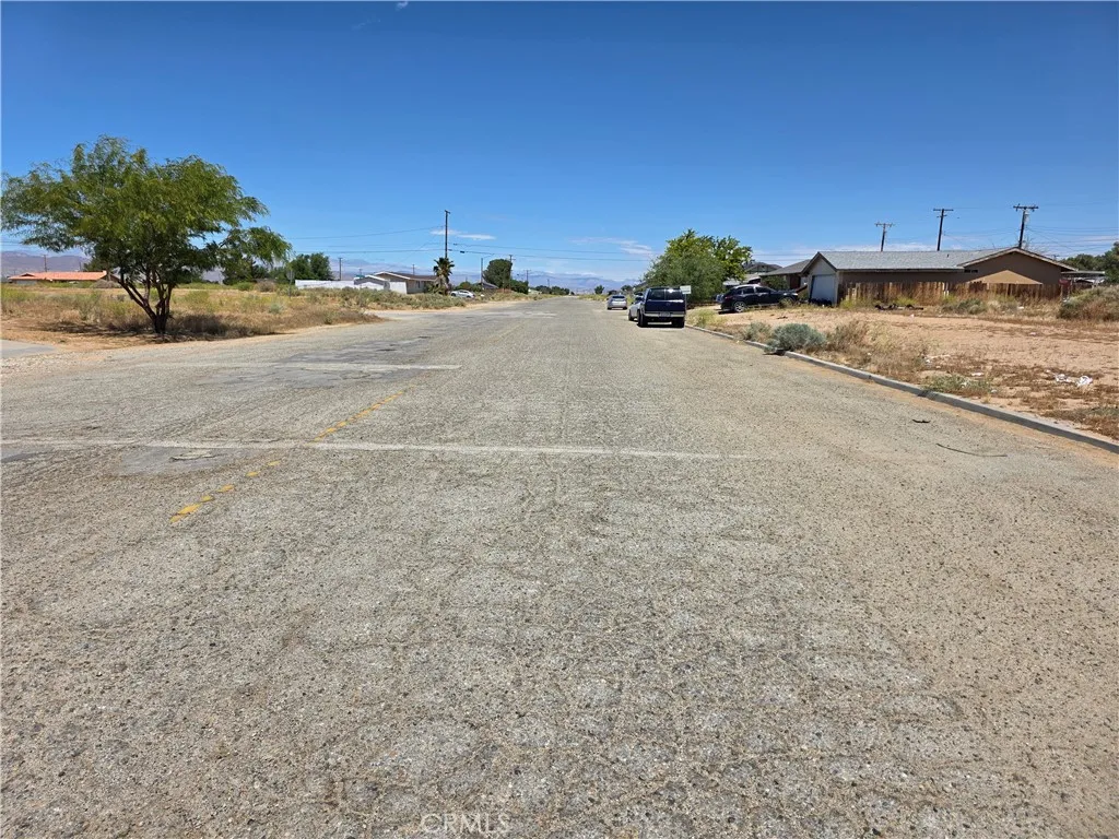 500 Isabella Edwards, CA 93523 - Photo 3 of 4