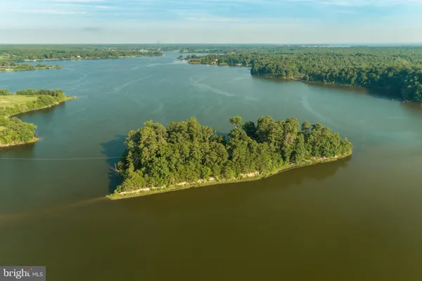 $1,495,000 | 46502 Glen Mary Farm Road, Park Hall, MD 20667