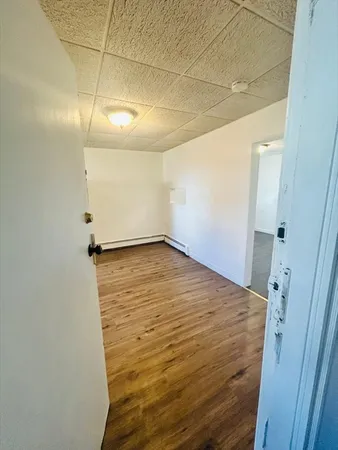 $2,500 | 160 Bryant Street, Unit 1, Malden, MA 02148