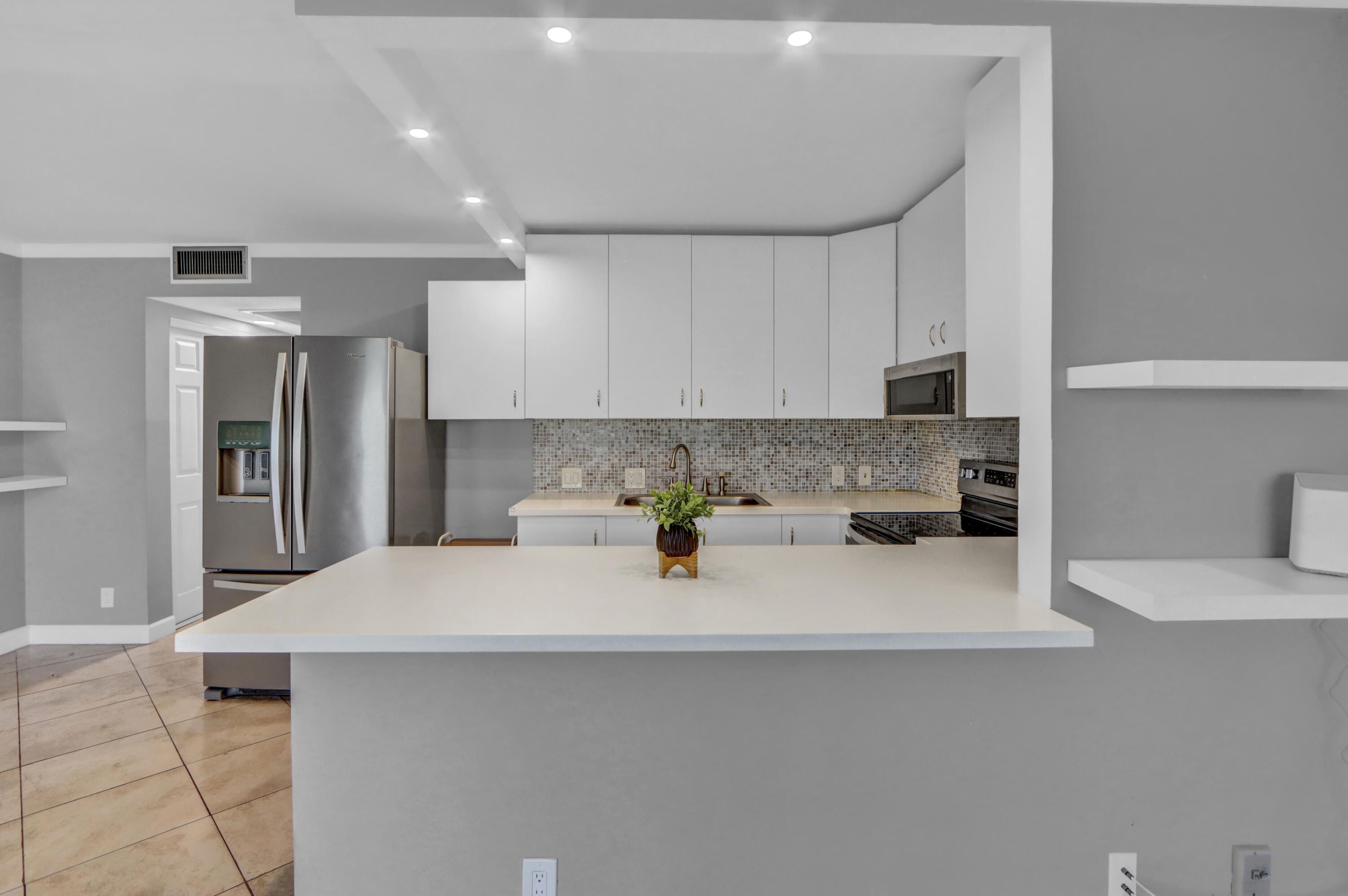 265 Preston Way, Unit 265 Boca Raton, FL 33434 - Photo 3 of 22 IMG_09