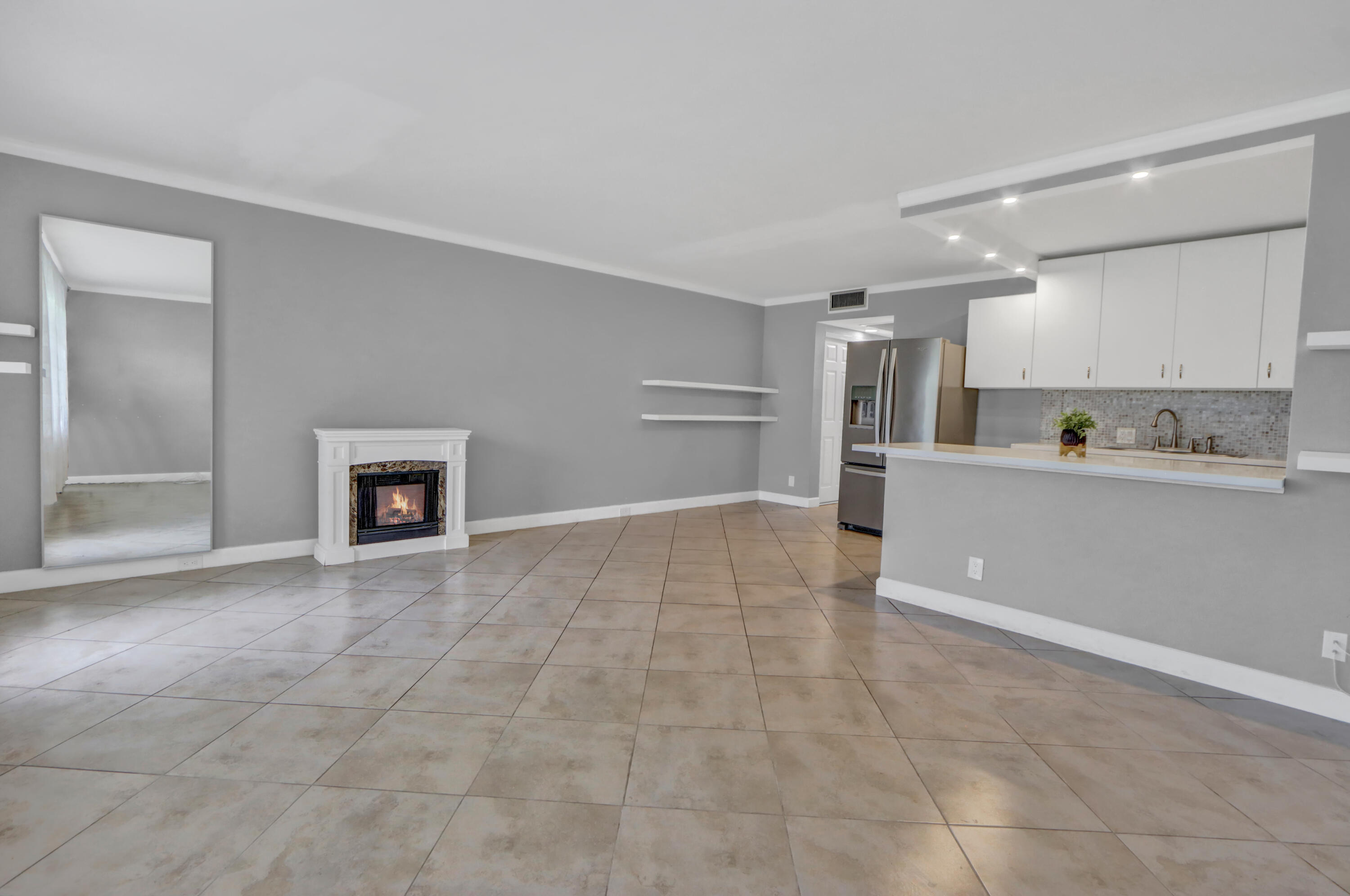 265 Preston Way, Unit 265 Boca Raton, FL 33434 - Photo 5 of 22 IMG_06