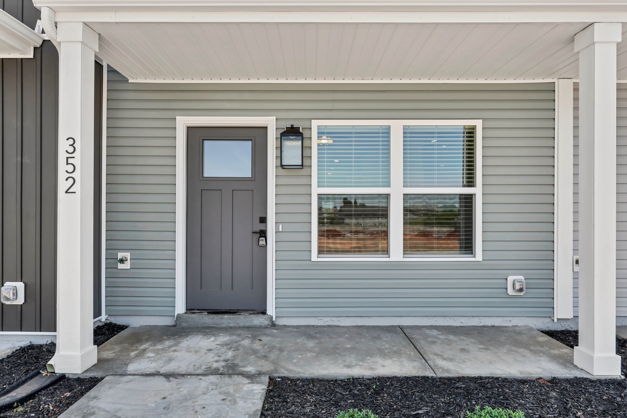 356 Front Rdg Circle Clarksville, TN 37042 - Photo 7 of 29 Gallery Image 7
