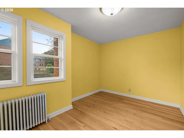 $258,000 | 230 Northeast 60th Avenue, Unit 27, Portland, OR 97213