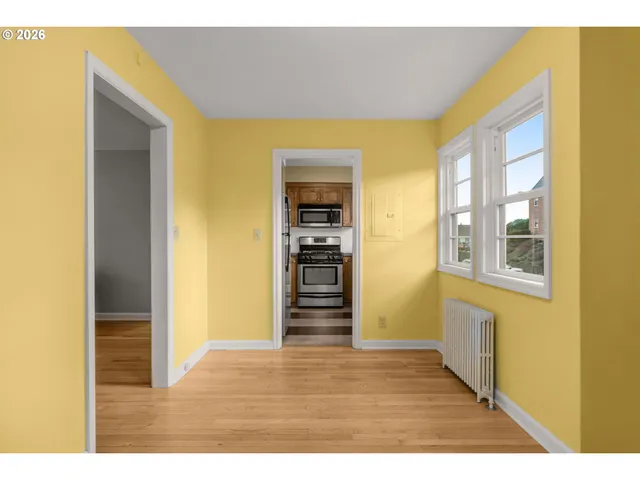 $258,000 | 230 Northeast 60th Avenue, Unit 27, Portland, OR 97213