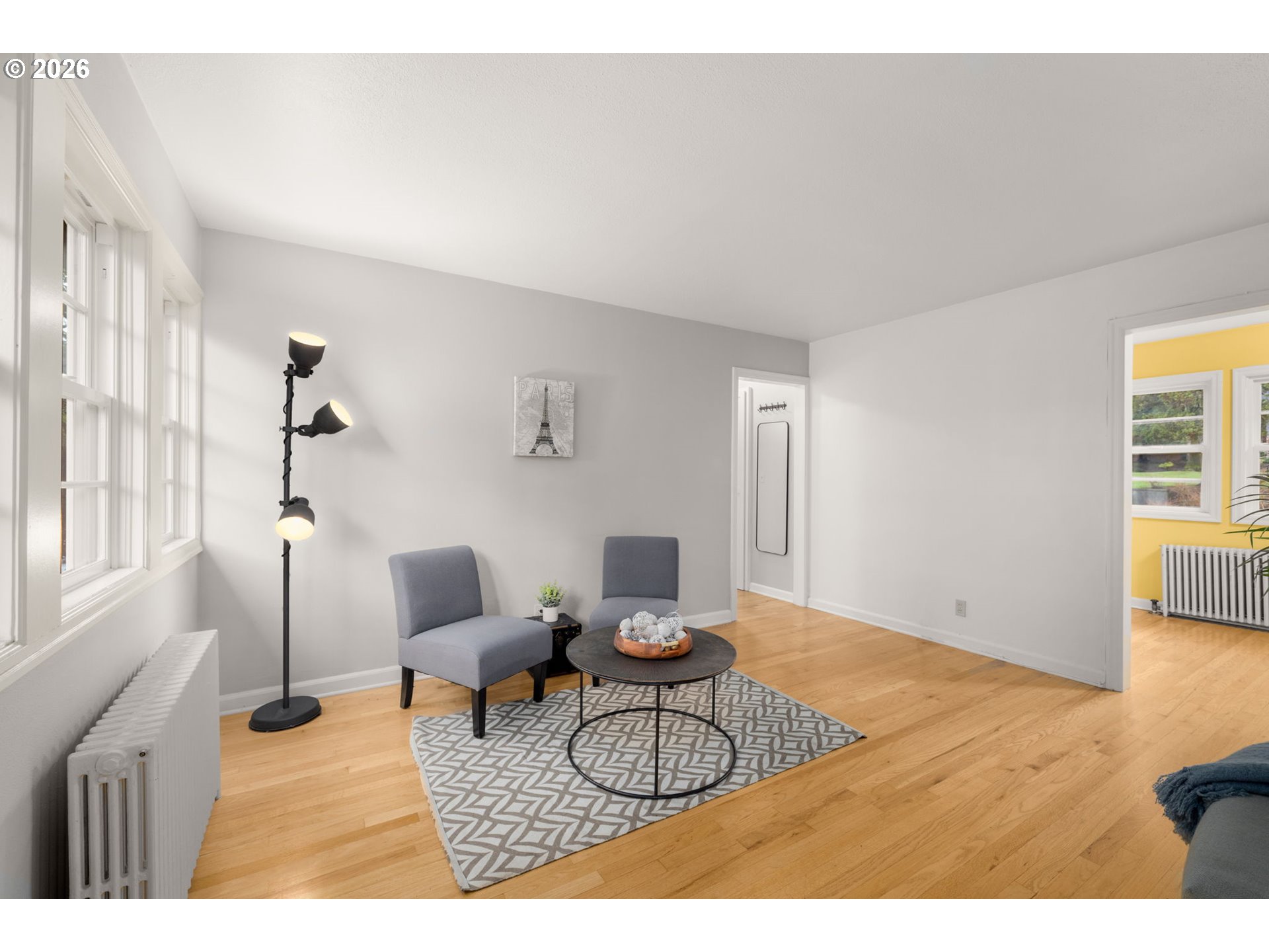 230 Northeast 60th Avenue, Unit 27 Portland, OR 97213 - Photo 5 of 27 Living Room/Entrance