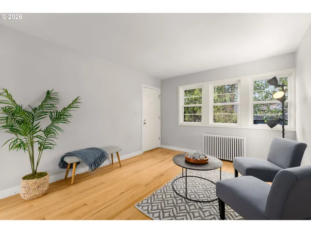 $258,000 | 230 Northeast 60th Avenue, Unit 27, Portland, OR 97213