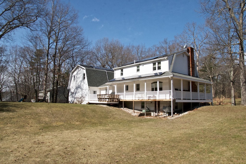 24 Bailey Road Oxford, MA 01540 - Photo 3 of 30 Gallery Image 3