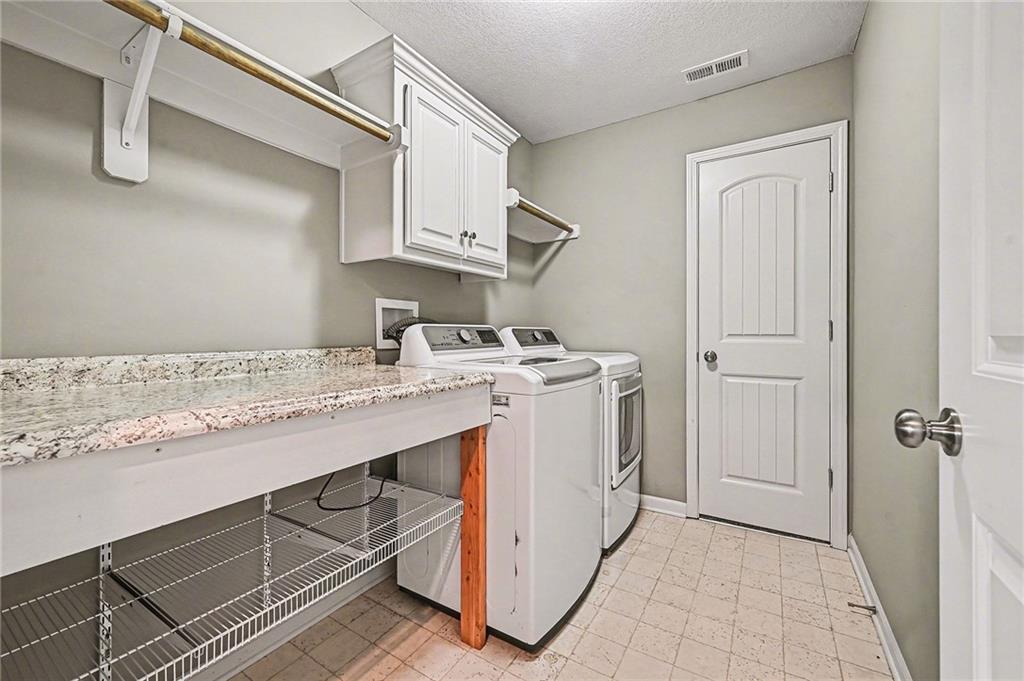 1200 Silverleaf Lane Liberty, MO 64068 - Photo 21 of 32