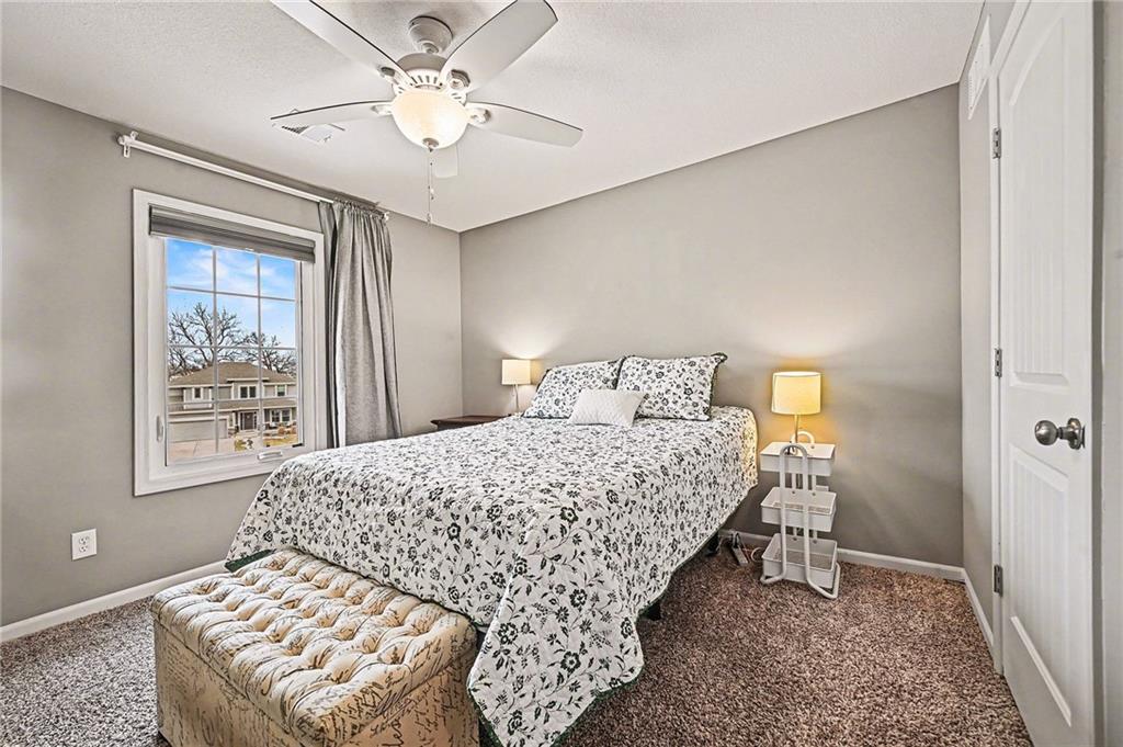 1200 Silverleaf Lane Liberty, MO 64068 - Photo 25 of 32