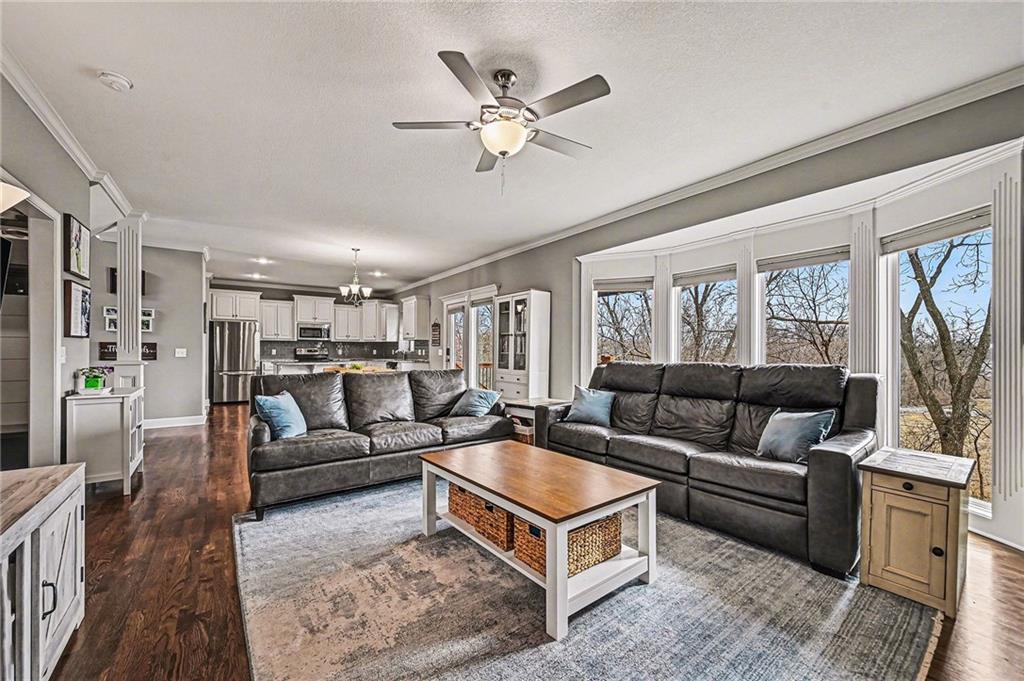 1200 Silverleaf Lane Liberty, MO 64068 - Photo 6 of 32