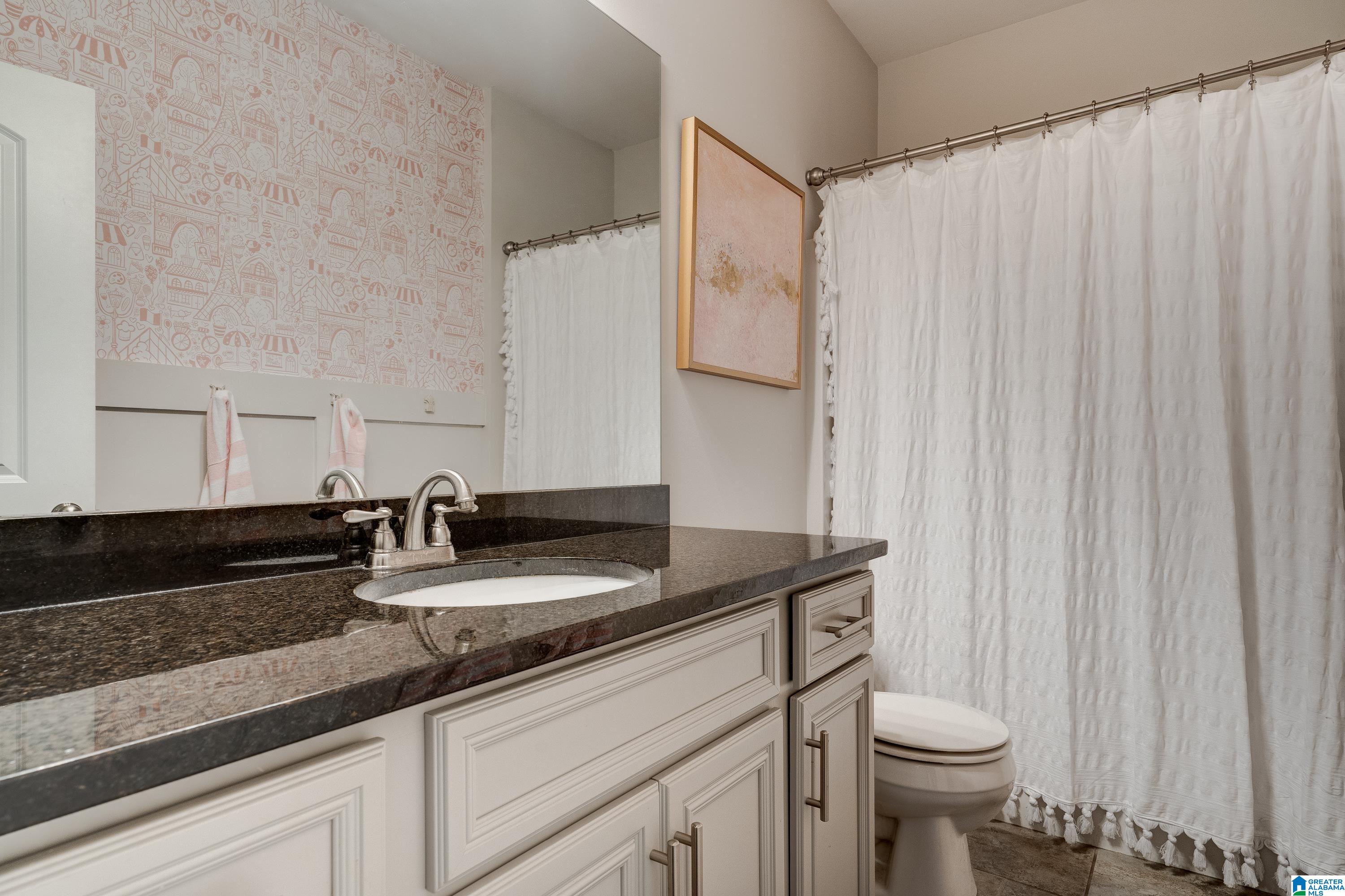 876 Valley Circle Leeds, AL 35094 - Photo 26 of 35