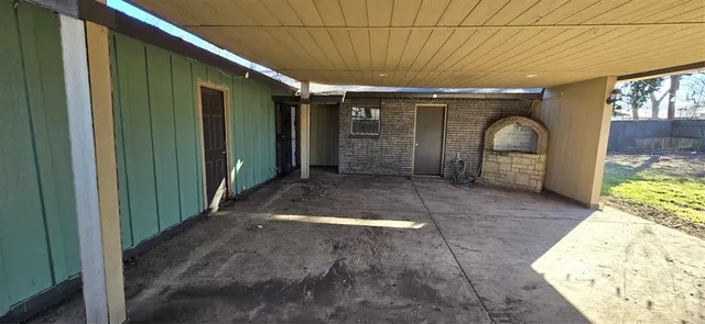 $179,000 | 728 Oceanview Drive, Dallas, TX 75232