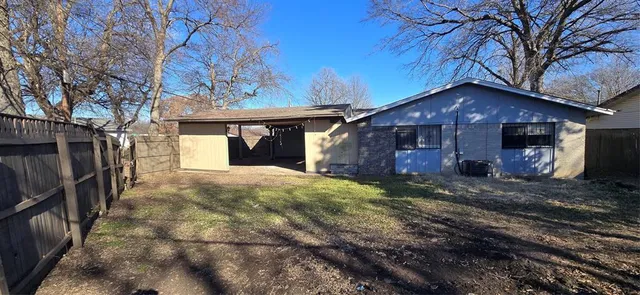 $179,000 | 728 Oceanview Drive, Dallas, TX 75232