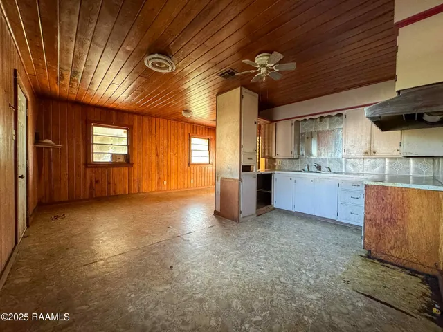 $55,000 | 1521 North Ave H, Crowley, LA 70526