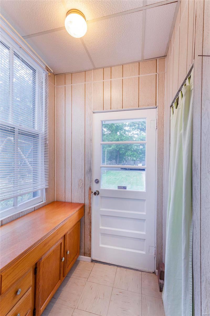 809 Military Road St. Louis, MO 63125 - Photo 11 of 26 Gallery Image 11
