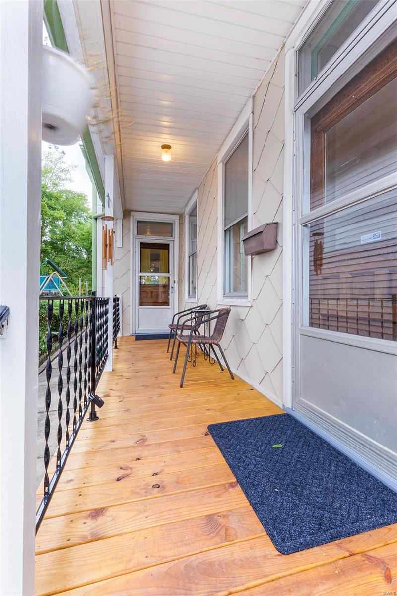 809 Military Road St. Louis, MO 63125 - Photo 3 of 26 Gallery Image 3
