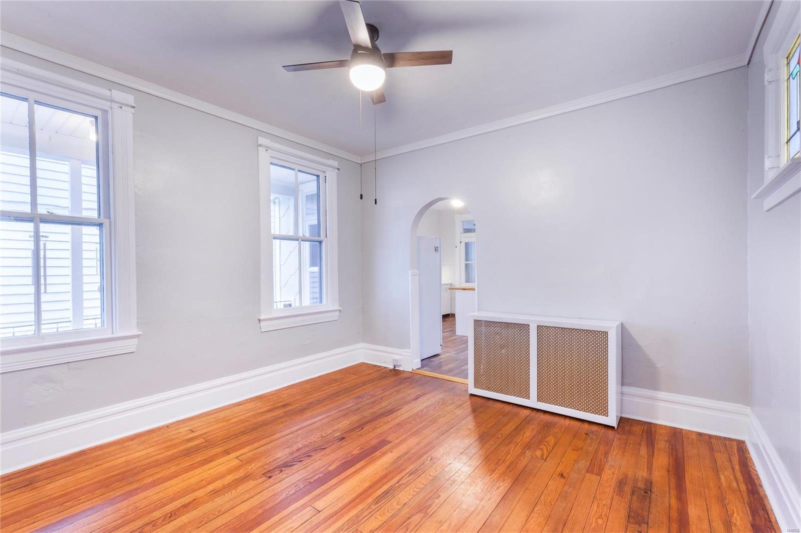 809 Military Road St. Louis, MO 63125 - Photo 6 of 26 Gallery Image 6