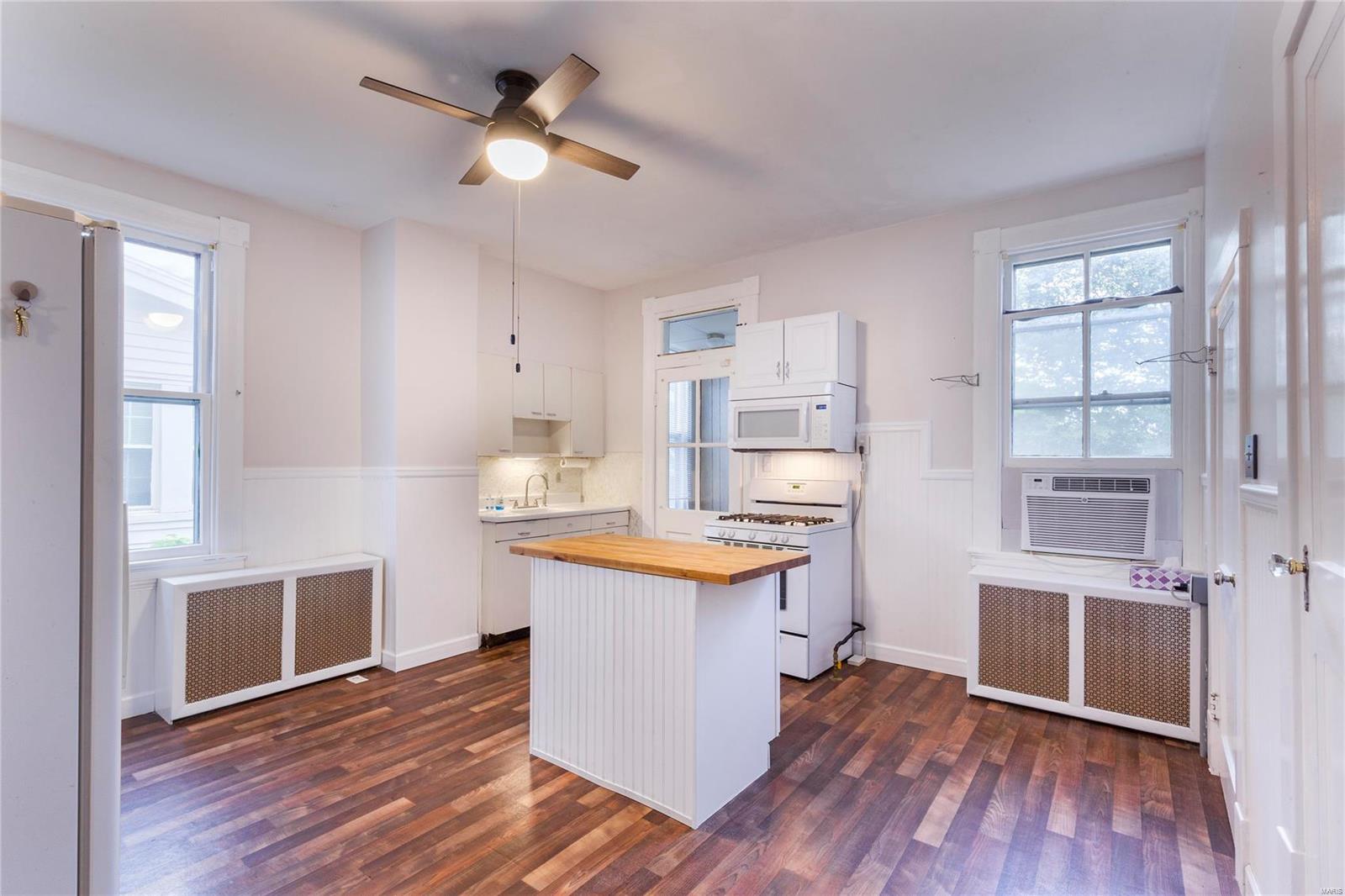 809 Military Road St. Louis, MO 63125 - Photo 8 of 26 Gallery Image 8