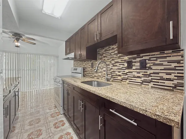 $2,150 | 9340 West Flagler Street, Unit 207B, Miami, FL 33174