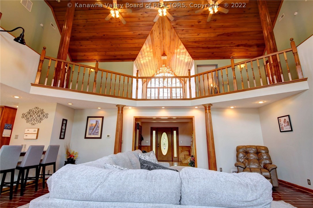 288 Cannery Lane Winfield, WV 25213 - Photo 3 of 50 No matter which way you look this great room is amazing.