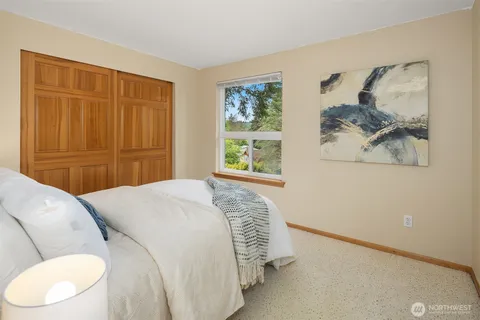 $1,275,000 | 12016 106th Avenue Northeast, Kirkland, WA 98034