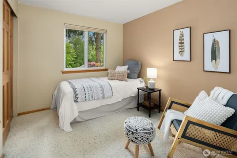 $1,275,000 | 12016 106th Avenue Northeast, Kirkland, WA 98034
