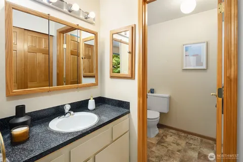 $1,275,000 | 12016 106th Avenue Northeast, Kirkland, WA 98034