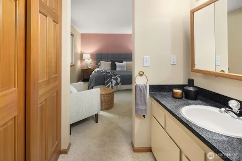 $1,275,000 | 12016 106th Avenue Northeast, Kirkland, WA 98034