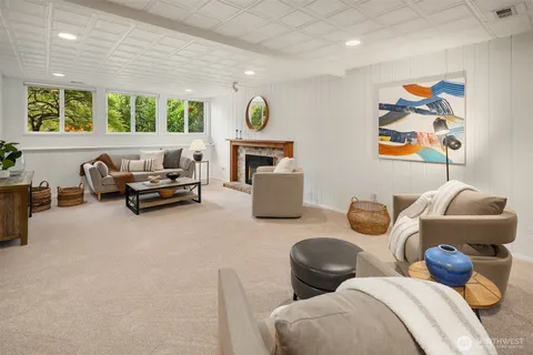 $1,275,000 | 12016 106th Avenue Northeast, Kirkland, WA 98034