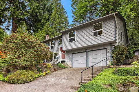 $1,275,000 | 12016 106th Avenue Northeast, Kirkland, WA 98034