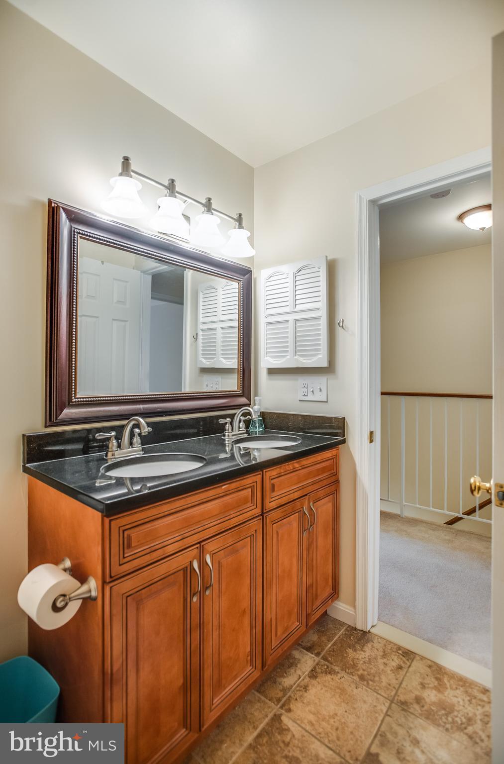 7932 Birchtree Court Springfield, VA 22152 - Photo 22 of 30 Bath