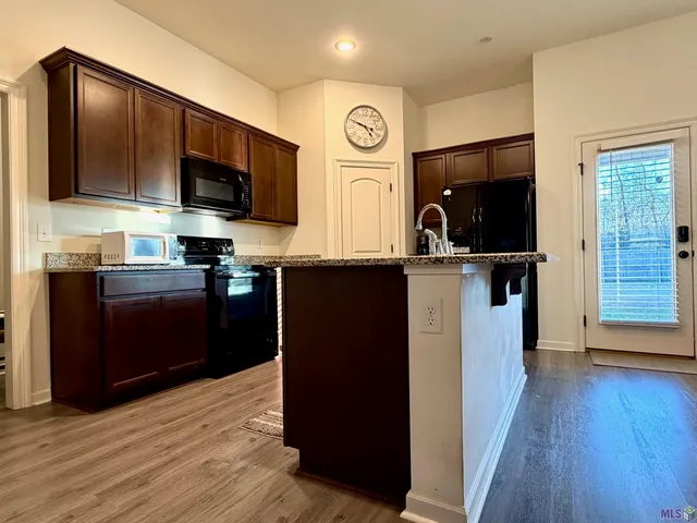 $2,200 | 40087 Trace Avenue, Gonzales, LA 70737