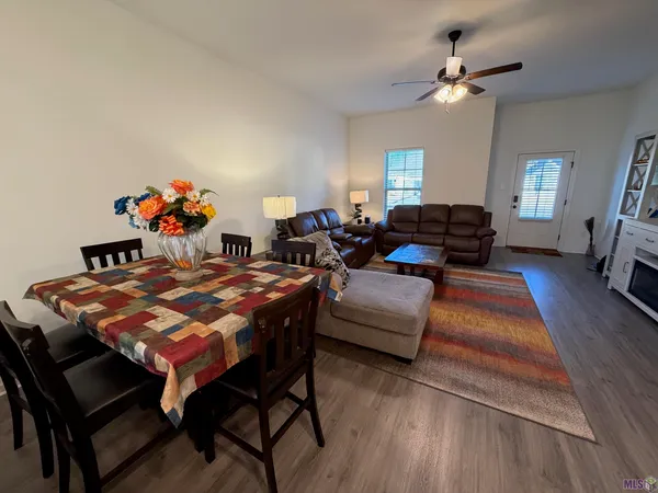 $2,200 | 40087 Trace Avenue, Gonzales, LA 70737