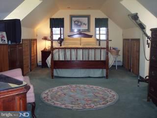2424 Greenhill Road Lansdowne, PA 19050 - Photo 6 of 6 Gallery Image 6