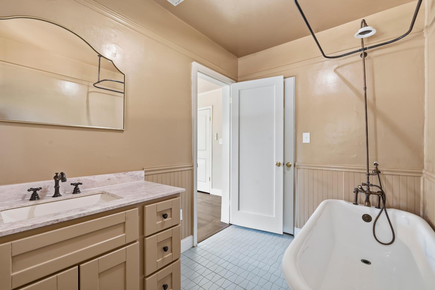1015 College Avenue Modesto, CA 95350 - Photo 26 of 56