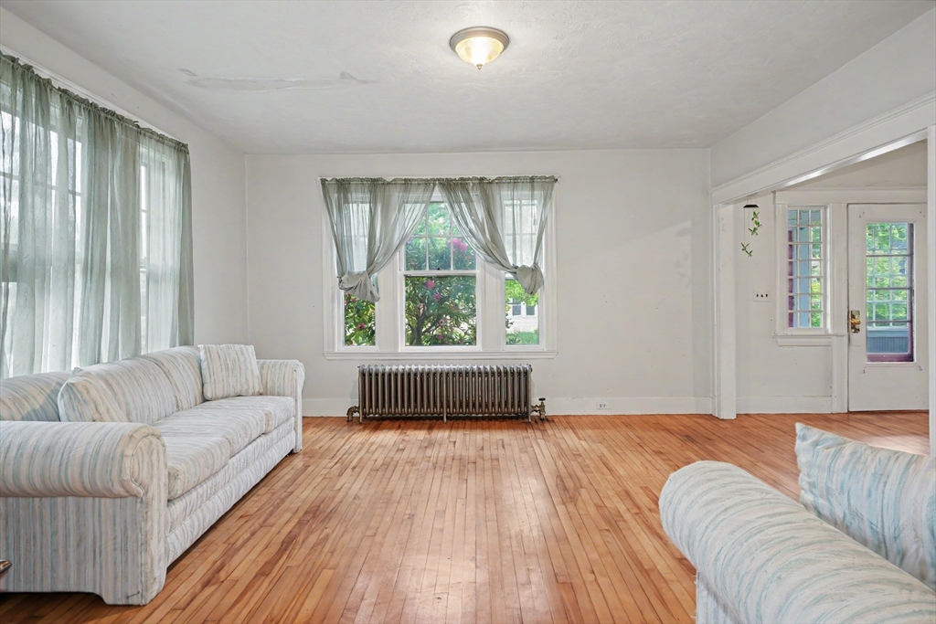 8 Tremont Street Maynard, MA 01754 - Photo 6 of 30