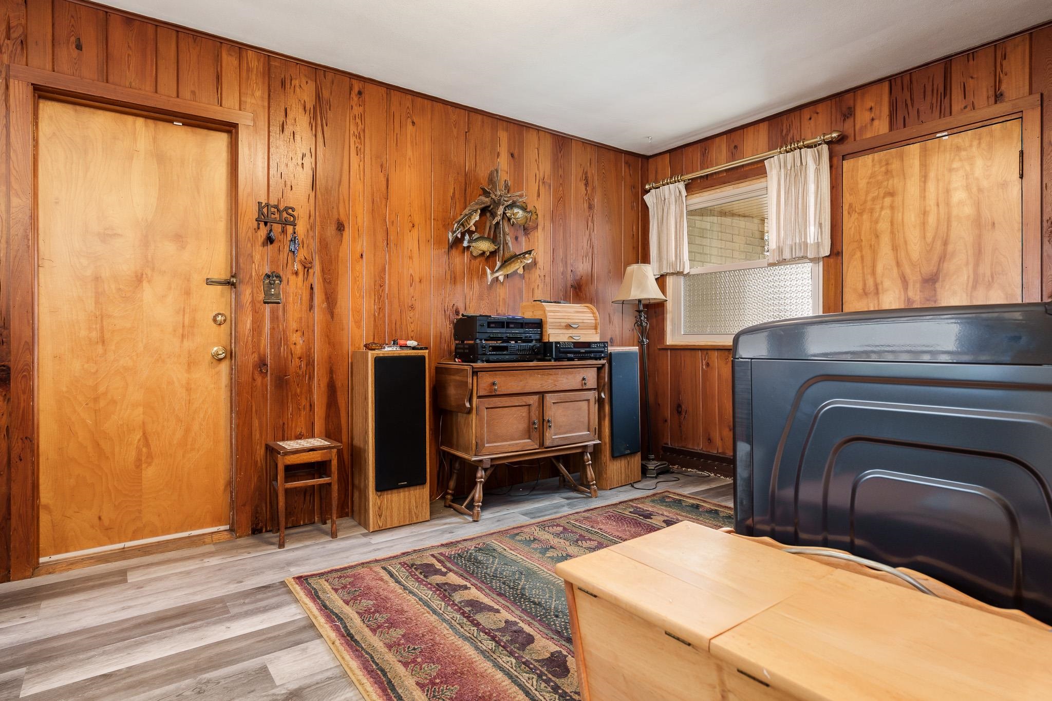 3704 Highcrest Road Rockford, IL 61107 - Photo 24 of 33 a bedroom with a bed and a dresser