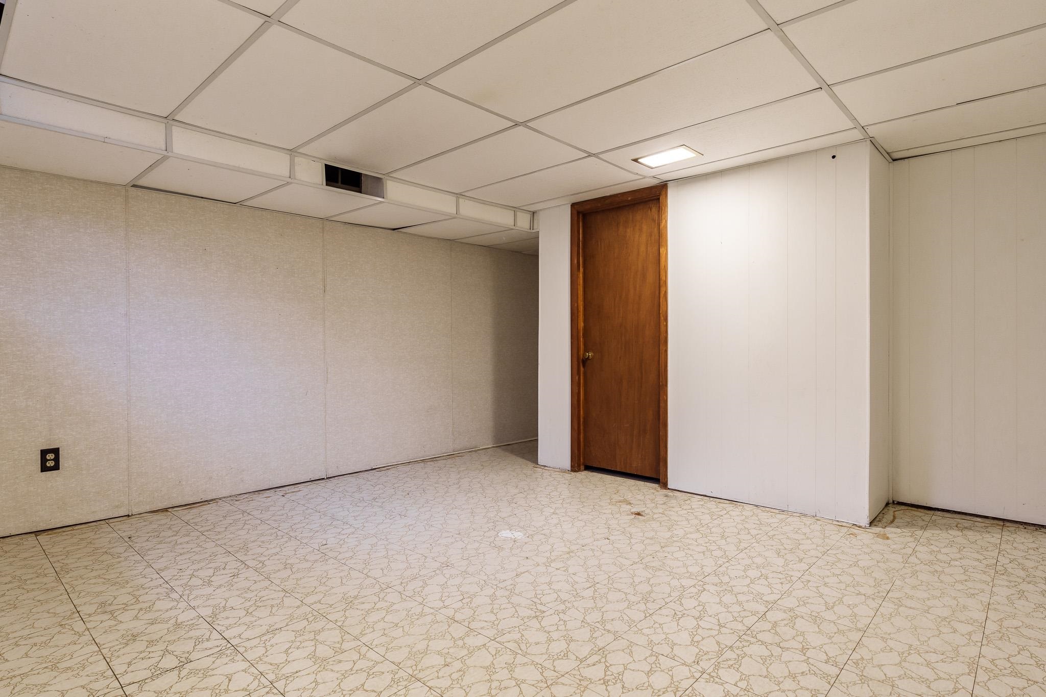 3704 Highcrest Road Rockford, IL 61107 - Photo 30 of 33 a view of empty room