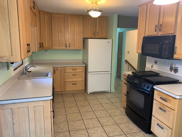 6645 East Territorial Road Munith, MI 49259 - Photo 3 of 39 Photo 3