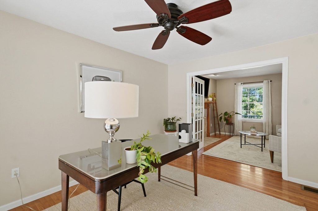 2 Towne Hill Road Haverhill, MA 01835 - Photo 16 of 42