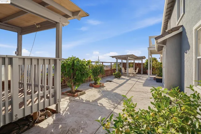 $795,000 | 6857 Sunriver Lane, Vallejo, CA 94591