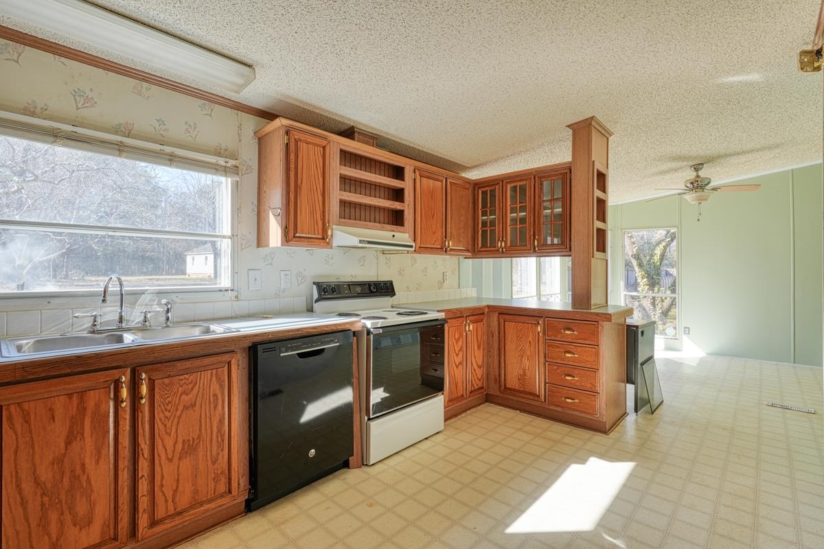 130 Wingo Road Roebuck, SC 29376 - Photo 14 of 36 Gallery Image 14