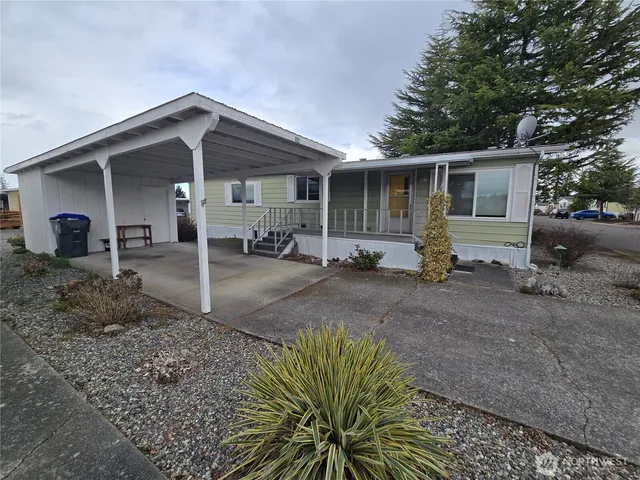 $90,000 | 50 Juniper Mobile Estate, Unit 50, Sequim, WA 98382