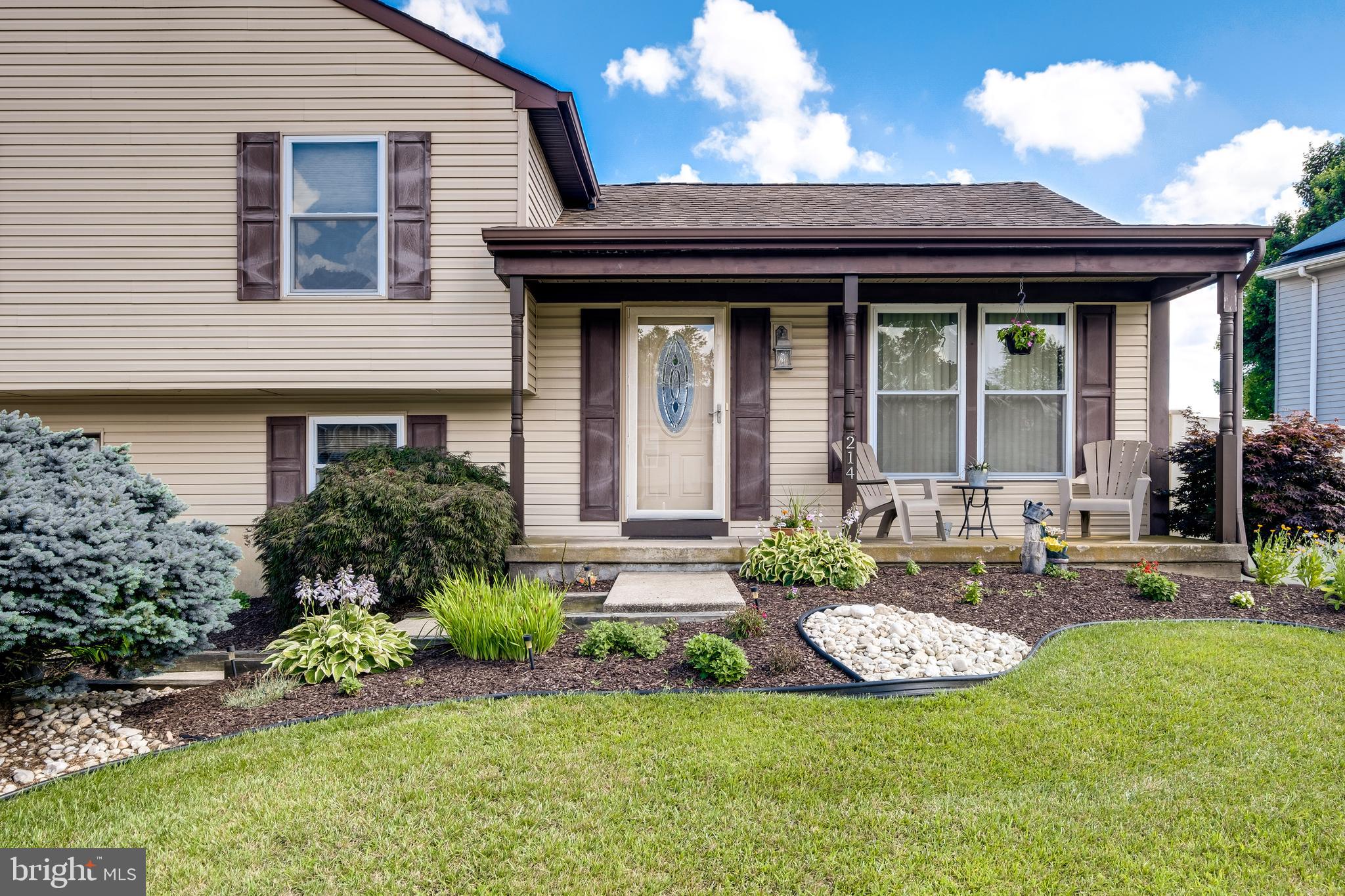 214 Glasgow Road Williamstown, NJ 08094 - Photo 3 of 86 Gallery Image 3