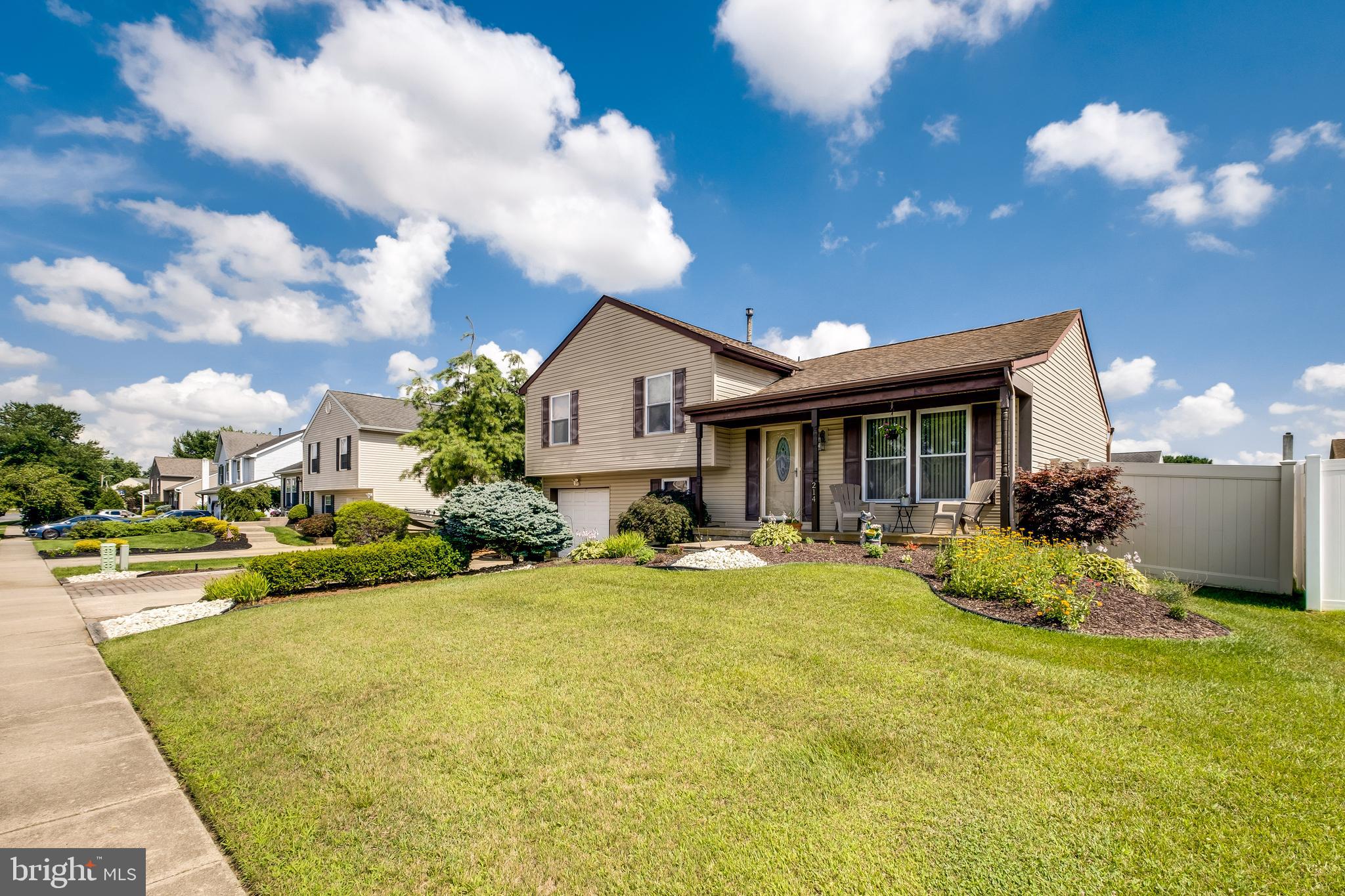 214 Glasgow Road Williamstown, NJ 08094 - Photo 4 of 86 Gallery Image 4