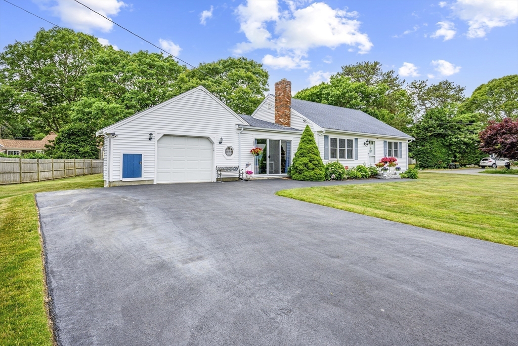 1 Captain Dore Road Yarmouth, MA 02664 - Photo 6 of 42