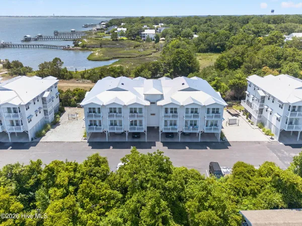 $225,000 | 702 East Moore Street, Unit 207, Southport, NC 28461