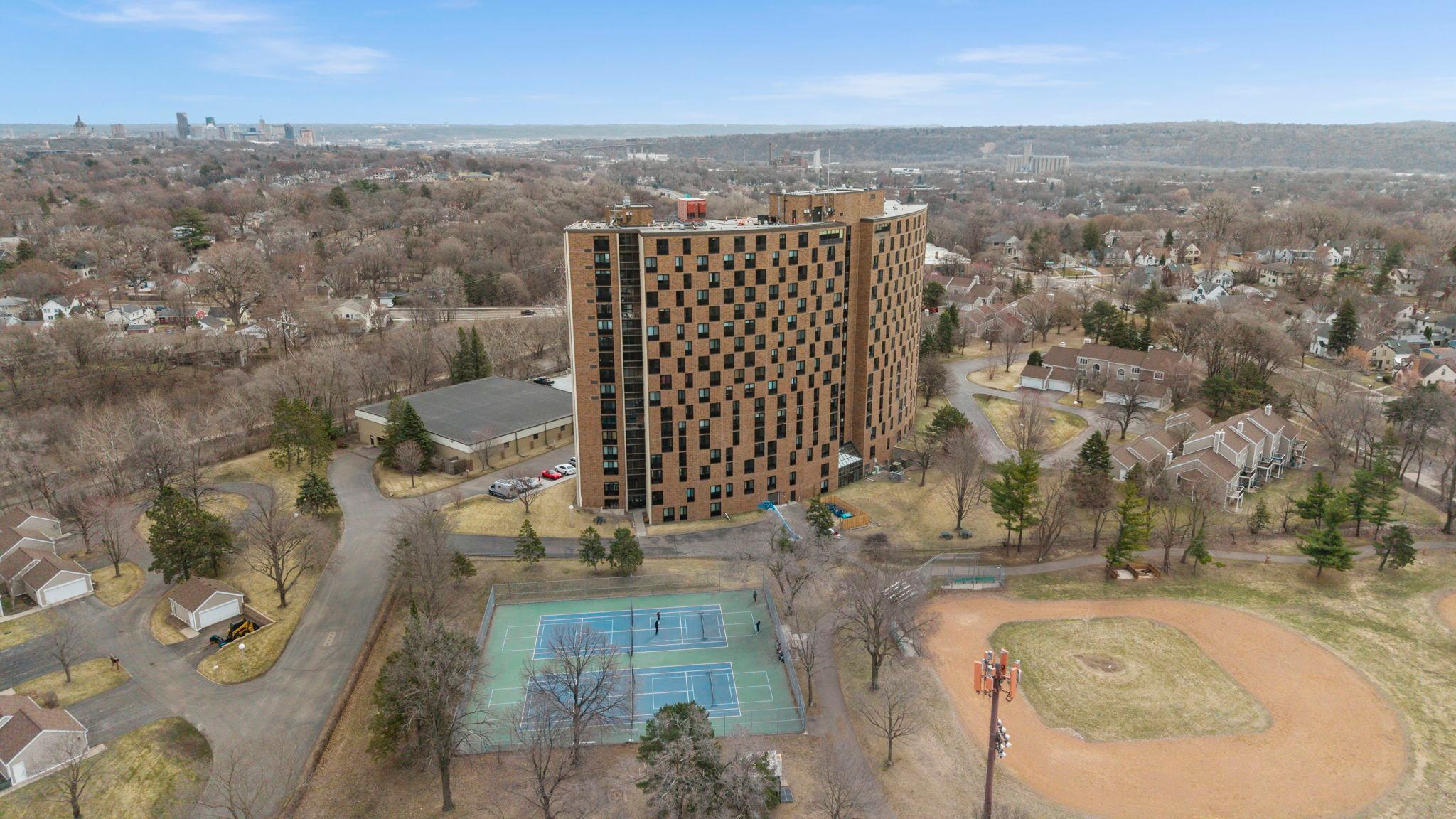 1181 Edgcumbe Road, Unit 1712 St. Paul, MN 55105 - Photo 61 of 63