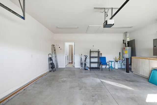 $374,900 | 121 Olde Towne Drive, Anderson, SC 29621